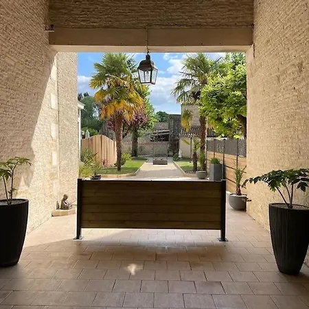 בית נופש Privatif Proche Niort Et La Rochelle *